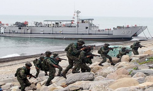 Taiwanese Military Drill Tests 'War Plan' Against Chinese Invasion