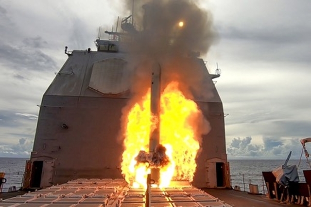 US Navy Test-fires Tomahawk Land Attack Cruise Missile near Guam