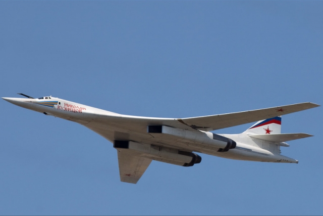 Upgraded Tu-160 Soviet-era Strategic Bomber to Enter Service in 2021