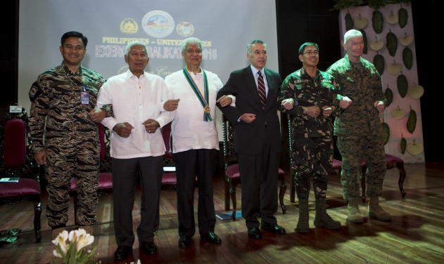 US-Philippine Military Exercise Opens Amidst Arms Sale Limitation Proposal