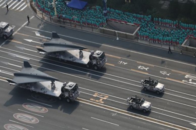 New Dagger Shaped High-altitude Reconnaissance Drone Debuts at China’s National Day Parade