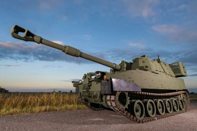 U.S. Army Orders M109A7 Howitzers, M992A3 Ammunition Carriers For $418M