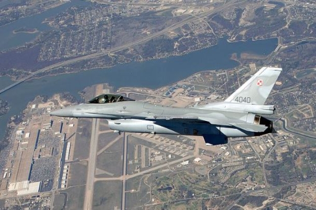 Training Of Ukrainian Pilots On F-16s Commences In Poland, Other ...