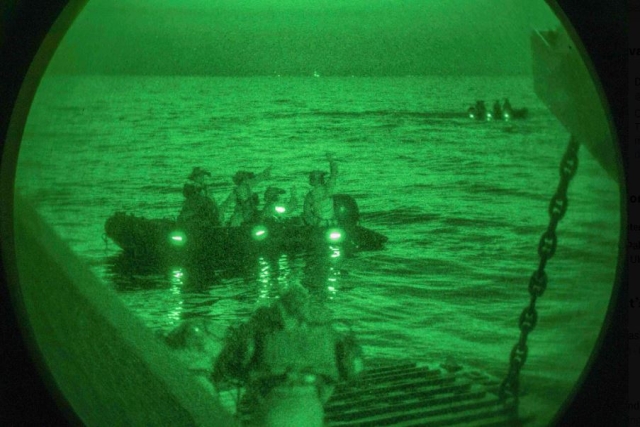 2 U.S. Navy SEALs Missing After Falling Off Boat During Search Mission ...