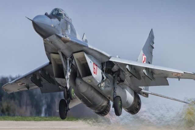 Poland to Hand over First 4 MiG-29 Aircraft to Ukraine, Possibly Armed ...